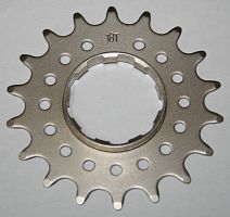Звезда PRIMEAERO TRSK-F 18T, CR-MO шлицевая для втулки Single Speed